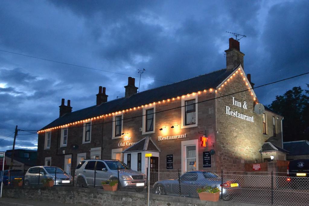 Blairgowrie and Rattray The Old Cross Inn מראה חיצוני תמונה