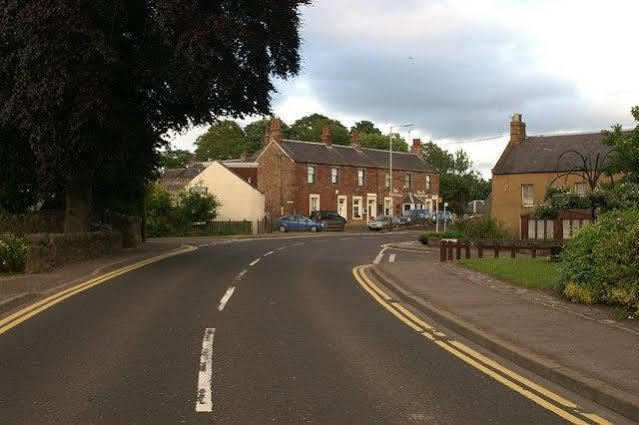 Blairgowrie and Rattray The Old Cross Inn מראה חיצוני תמונה